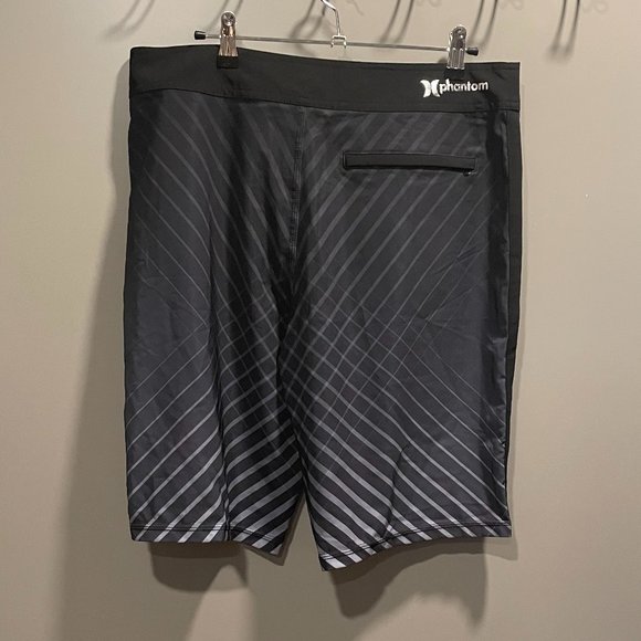 Hurley 34 Inch Black & Grey Stripe Board Shorts - Picture 4 of 11